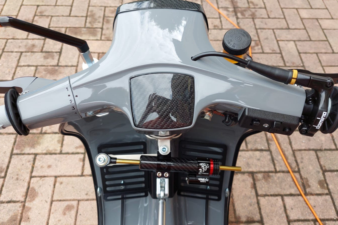 KIT ammortizzatore di sterzo CARBON LOOK 2.0 per VESPA 50-SPECIAL-ET3