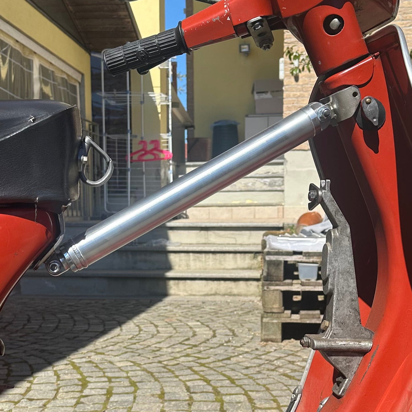 Barra di rinforzo SENZA FORARE il telaio per VESPA SPECIAL