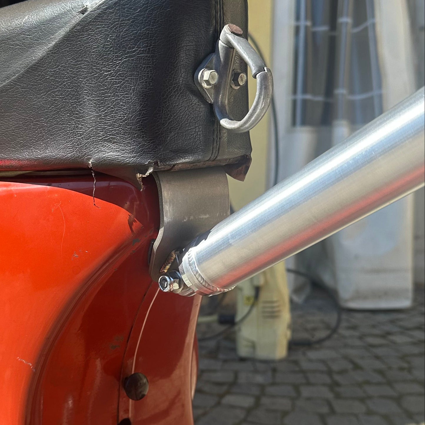 Barra di rinforzo SENZA FORARE il telaio per VESPA SPECIAL